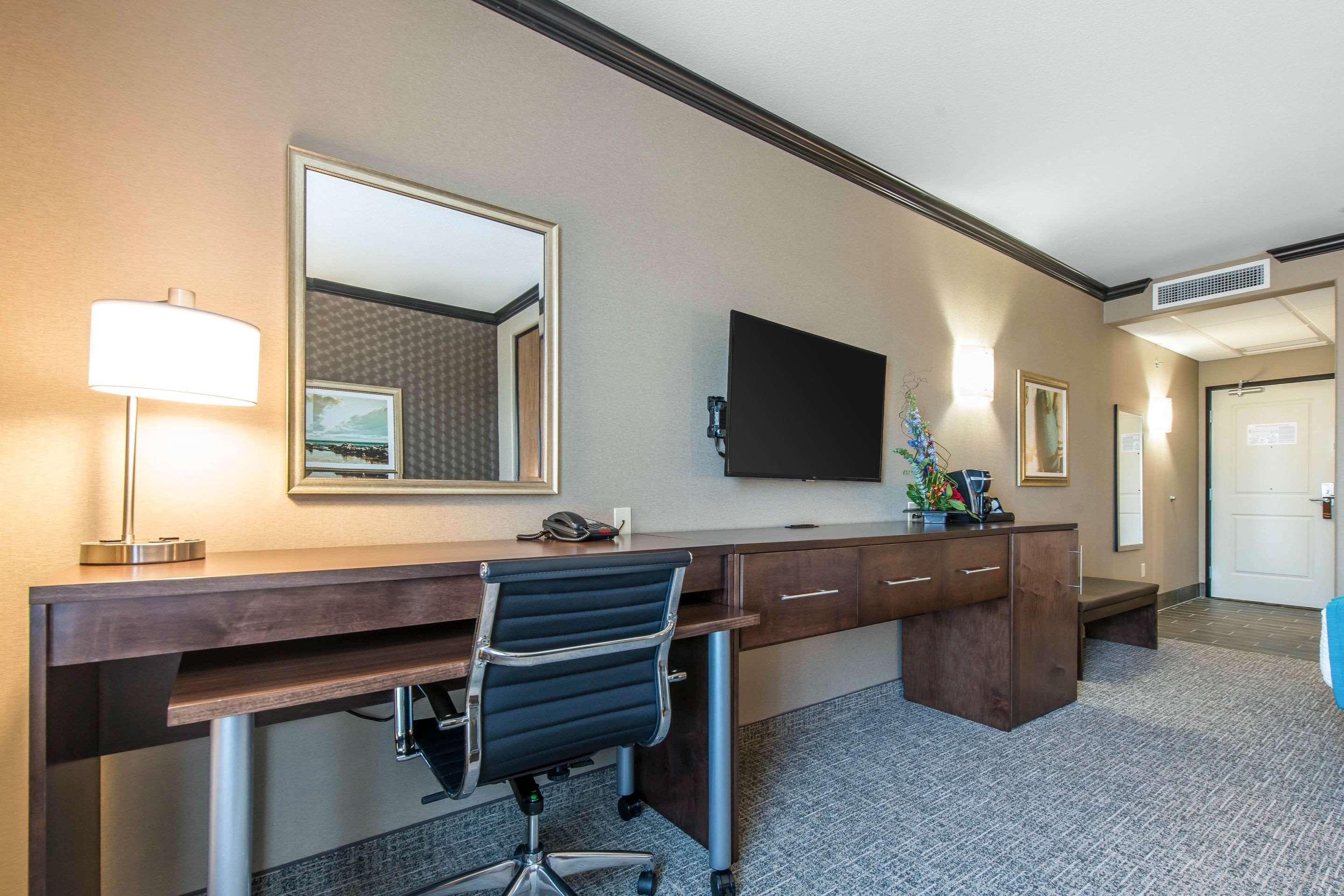 The Heritage Inn & Suites, Ascend Hotel Collection Garden City Exteriér fotografie