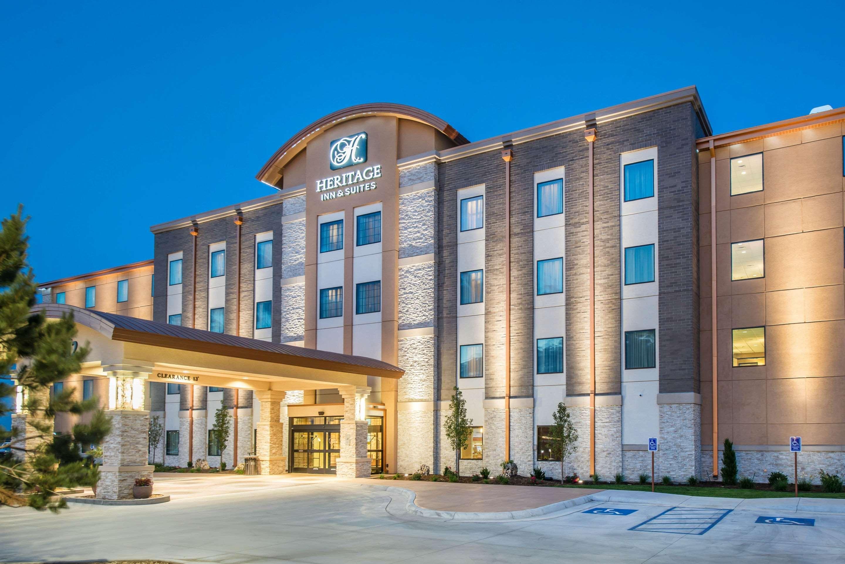 The Heritage Inn & Suites, Ascend Hotel Collection Garden City Exteriér fotografie