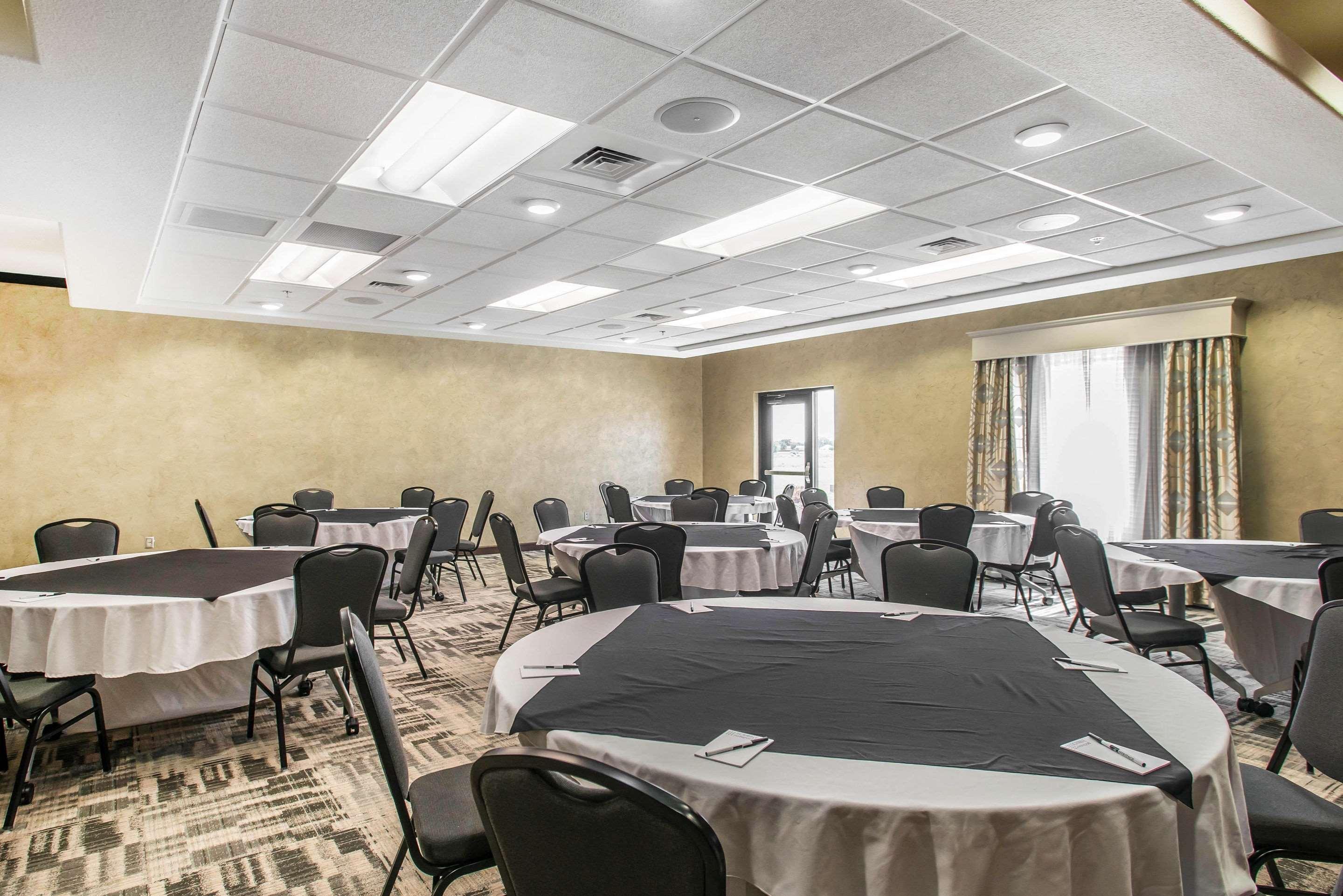 The Heritage Inn & Suites, Ascend Hotel Collection Garden City Exteriér fotografie